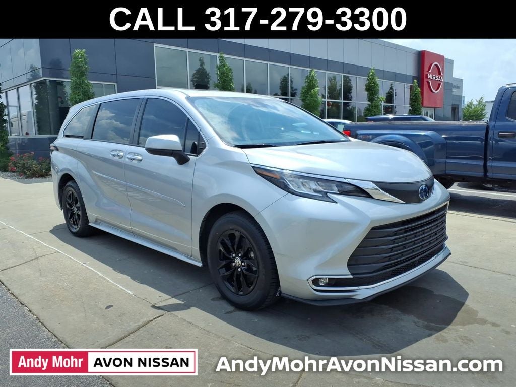 2023 Toyota Sienna XLE 7 Passenger