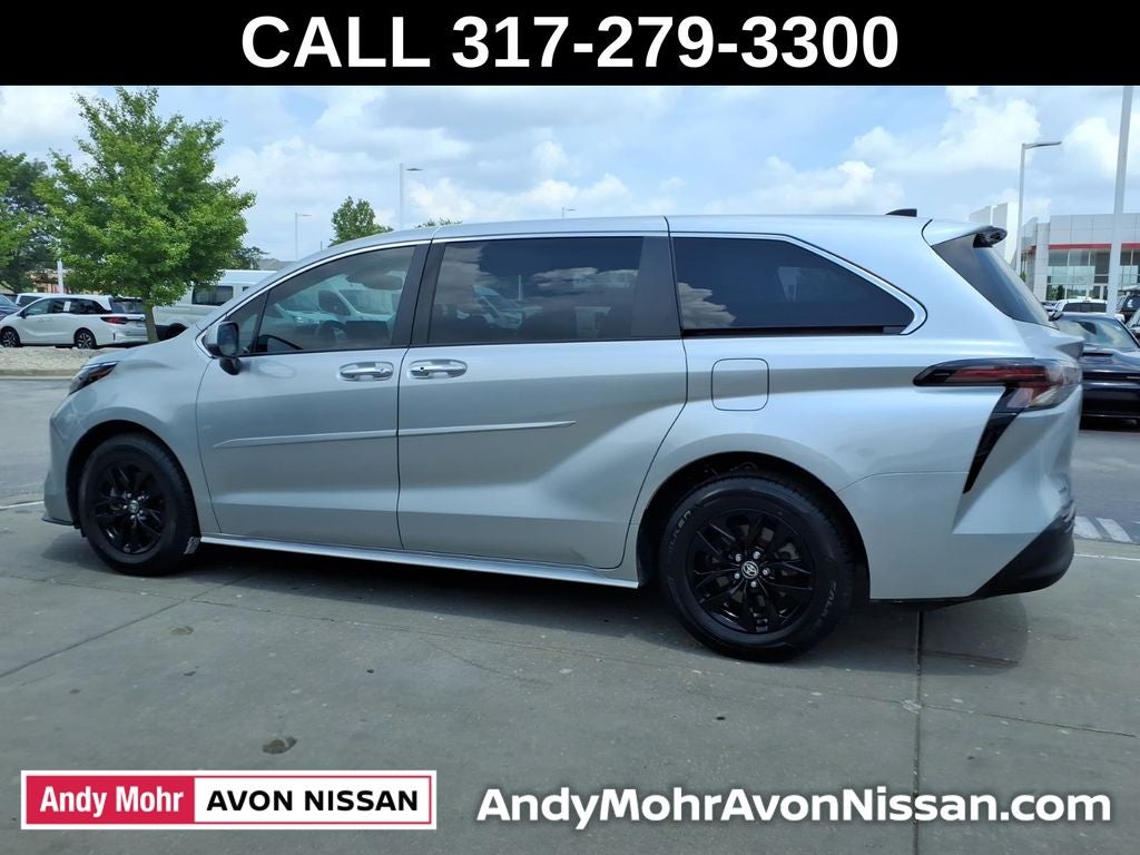 2023 Toyota Sienna XLE 7 Passenger