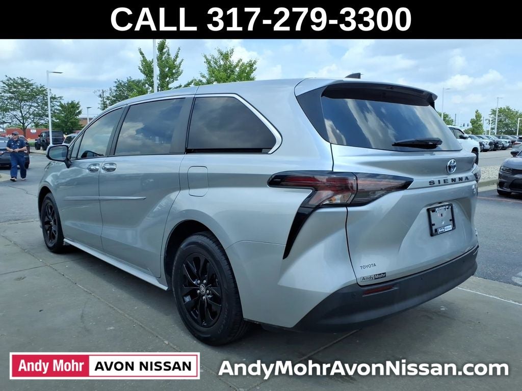 2023 Toyota Sienna XLE 7 Passenger