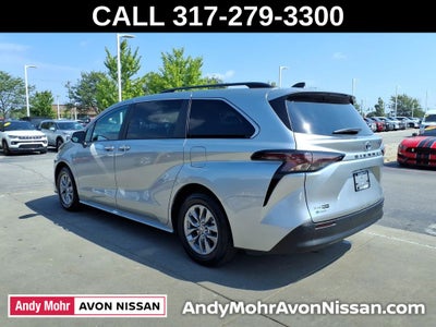 2025 Toyota Sienna XLE 8 Passenger
