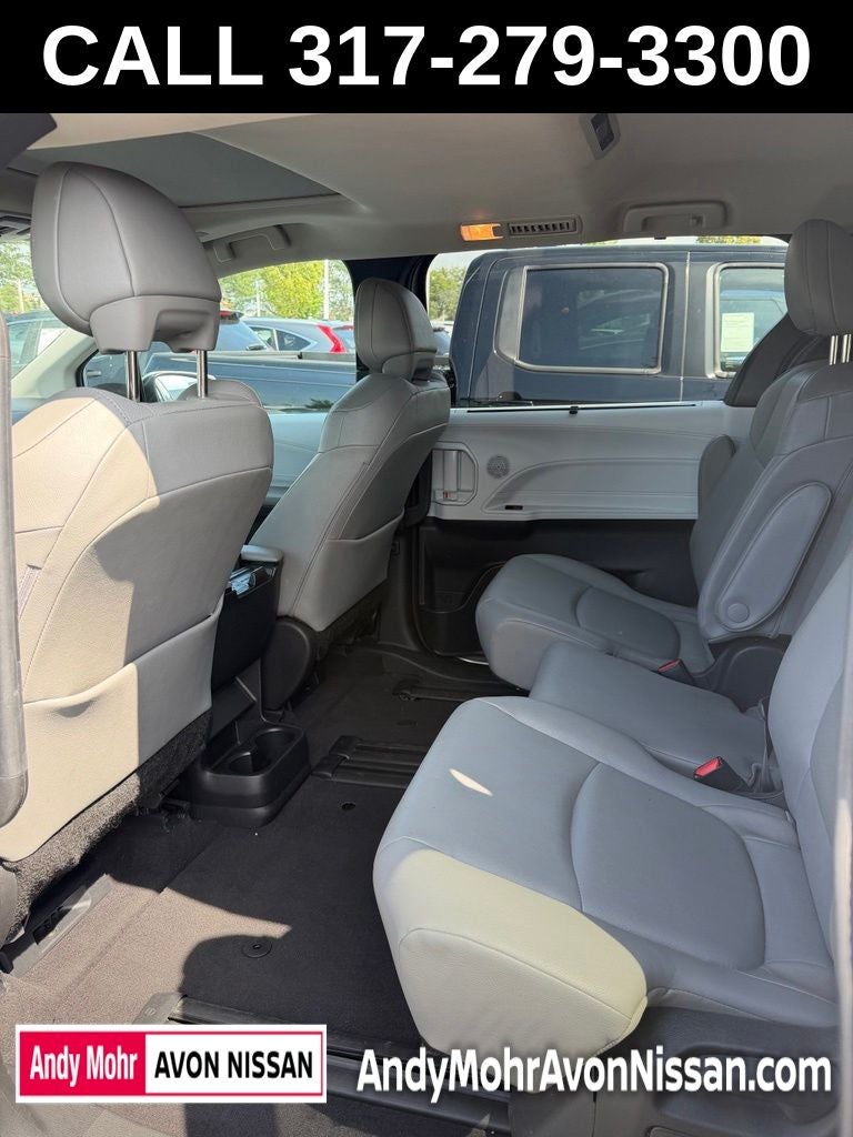 2025 Toyota Sienna XLE 8 Passenger