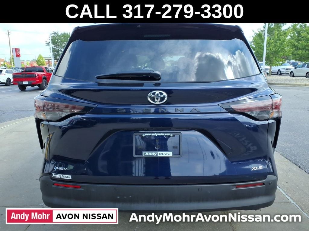 2026 Toyota Sienna XLE 8 Passenger