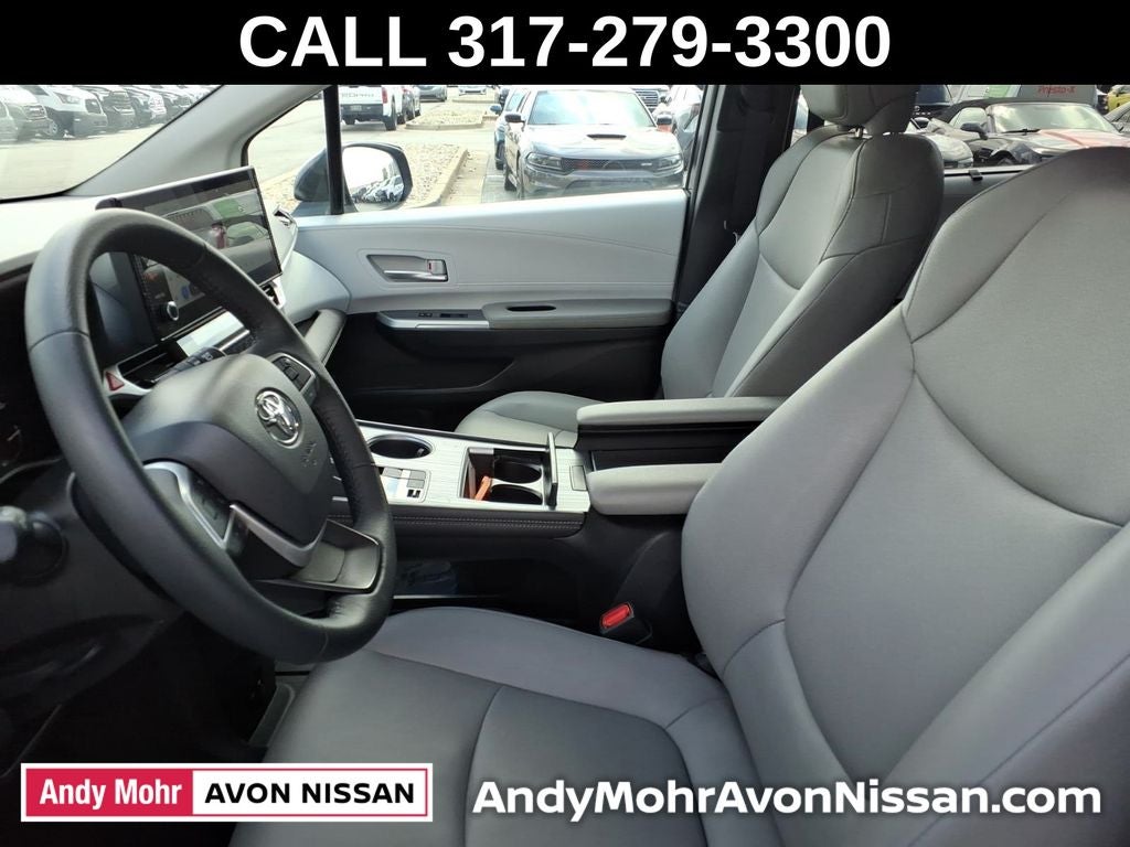 2026 Toyota Sienna XLE 8 Passenger