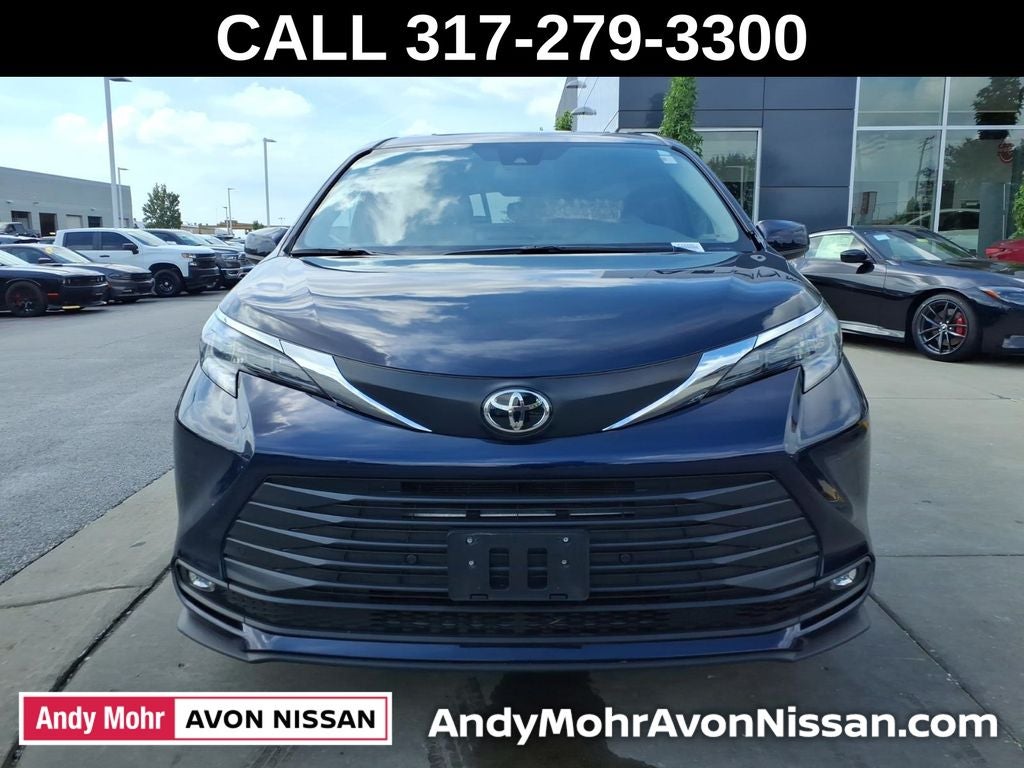 2026 Toyota Sienna XLE 8 Passenger