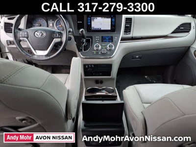 2017 Toyota Sienna XLE Premium 8 Passenger