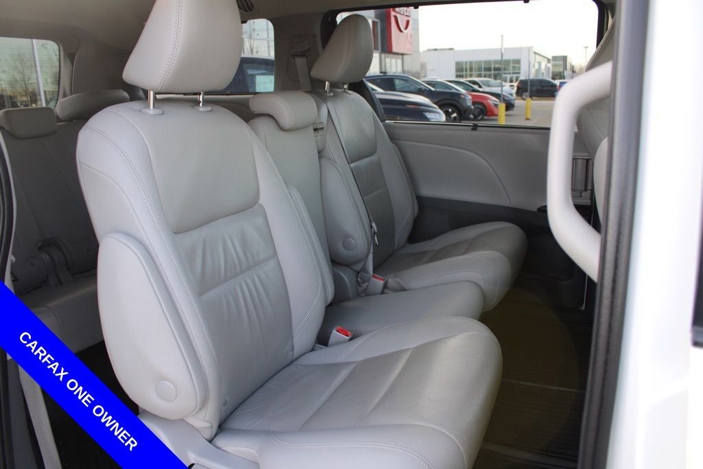2020 Toyota Sienna XLE 8 Passenger