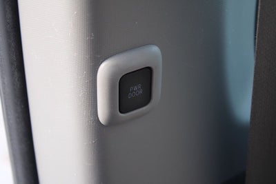 2020 Toyota Sienna XLE 8 Passenger