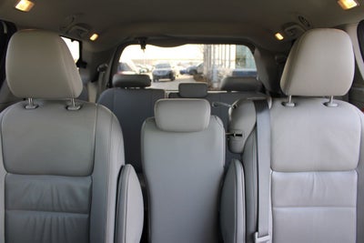 2020 Toyota Sienna XLE 8 Passenger