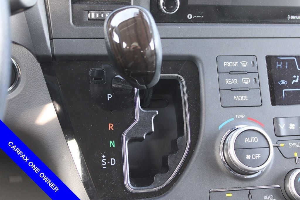 2020 Toyota Sienna XLE 8 Passenger