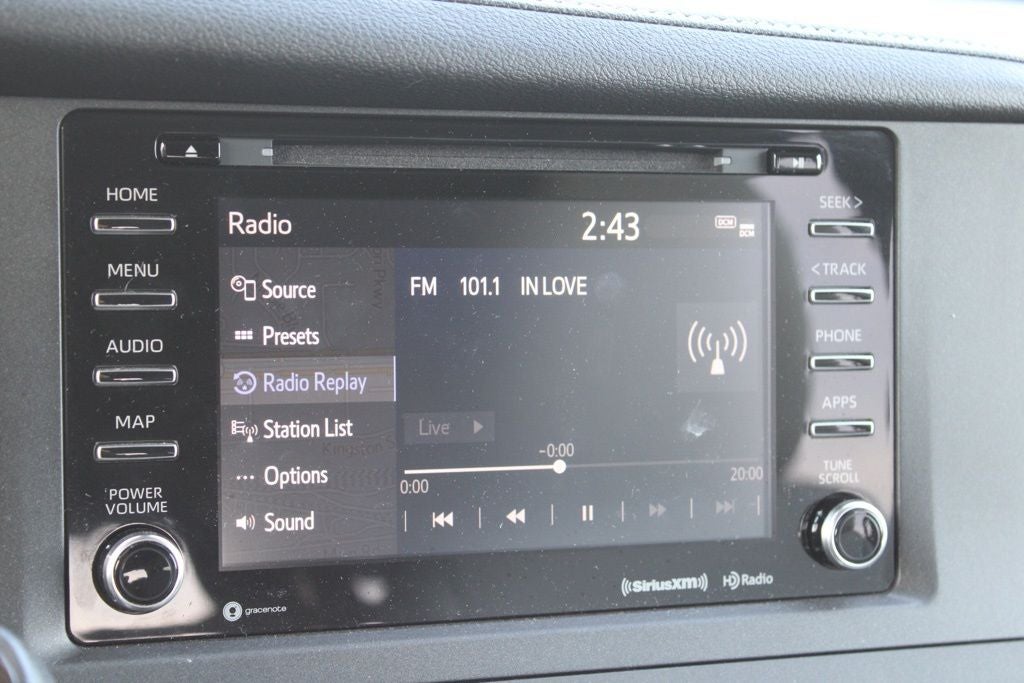 2020 Toyota Sienna XLE 8 Passenger