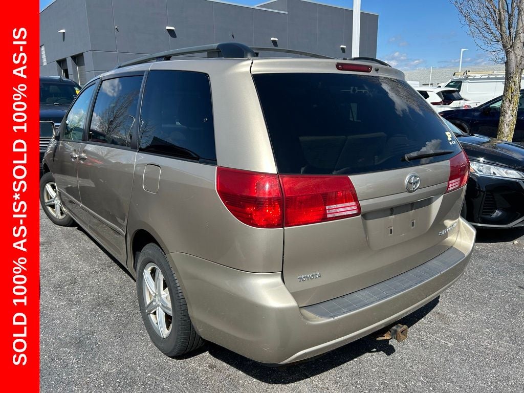 2004 Toyota Sienna XLE