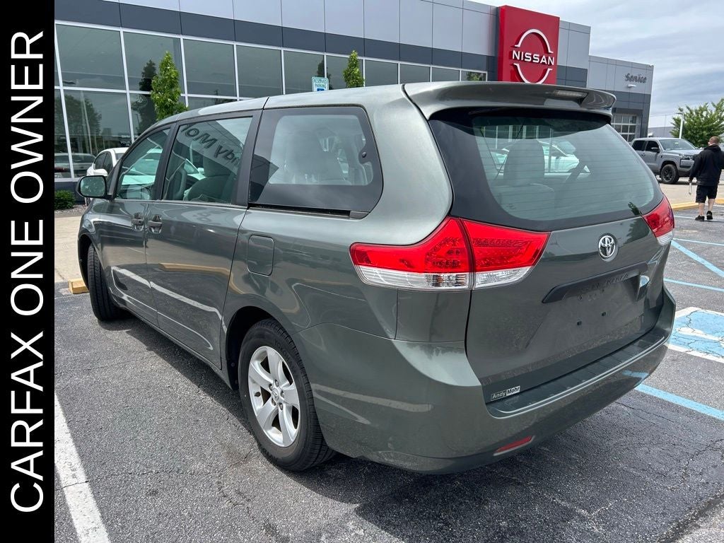 2013 Toyota Sienna L 7 Passenger