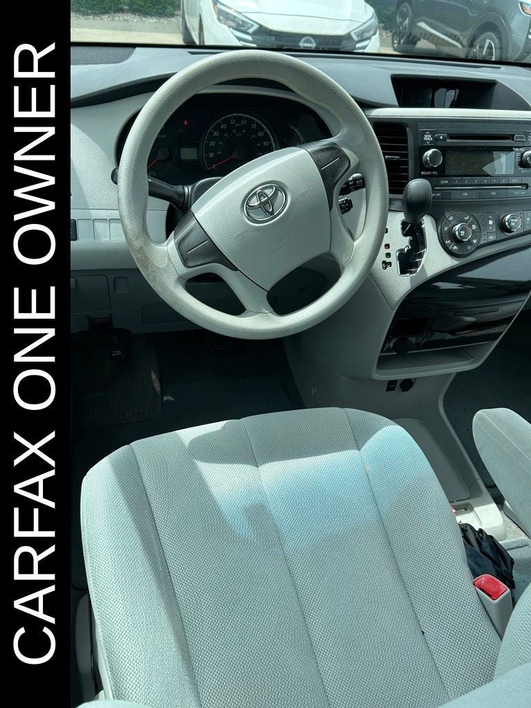 2013 Toyota Sienna L 7 Passenger
