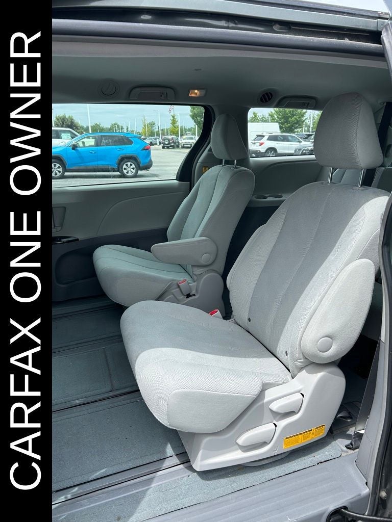 2013 Toyota Sienna L 7 Passenger