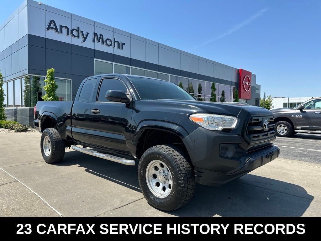 2017 Toyota Tacoma SR