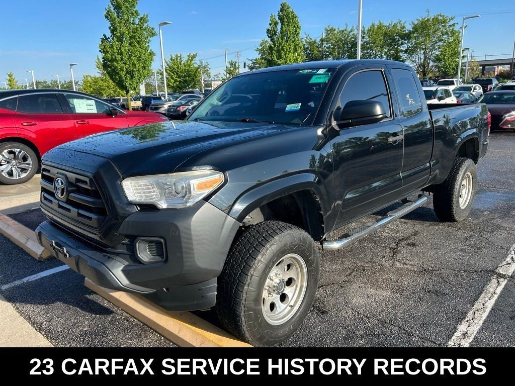 2017 Toyota Tacoma SR