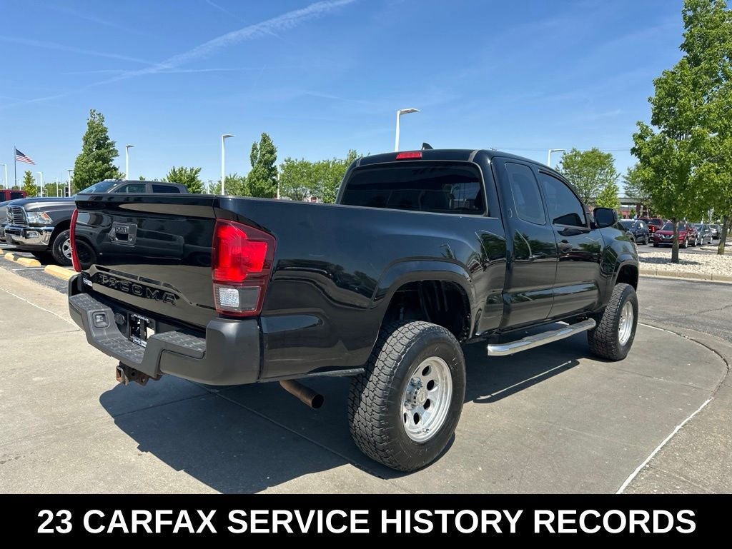 2017 Toyota Tacoma SR