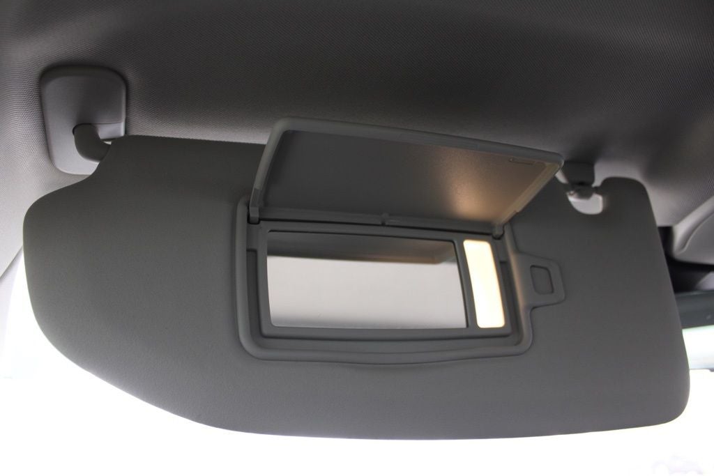 2024 Volvo S60 B5 Plus Dark Theme