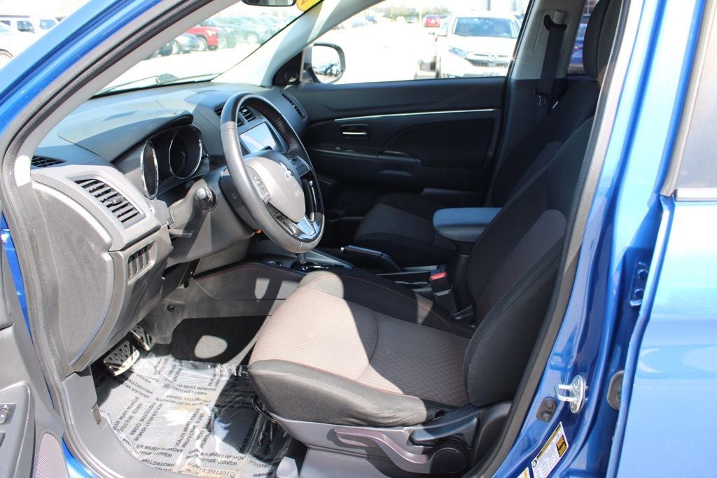 2019 Mitsubishi Outlander Sport 2.0 LE