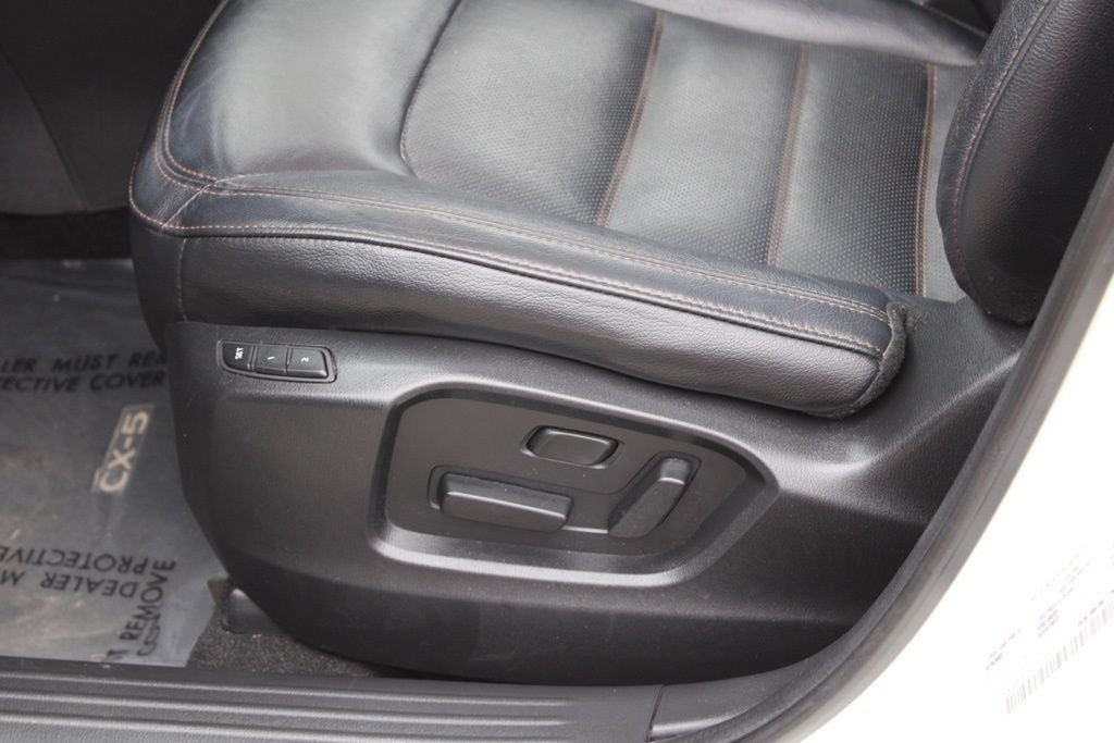 2022 Mazda Mazda CX-5 2.5 S Premium Package