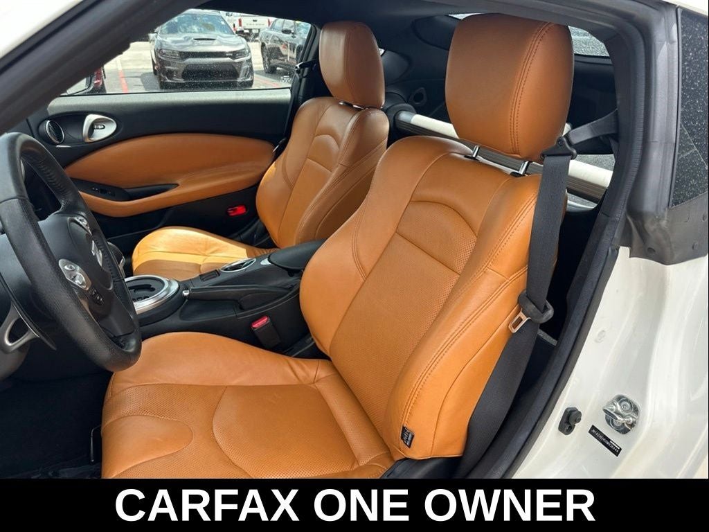 2016 Nissan 370Z Sport