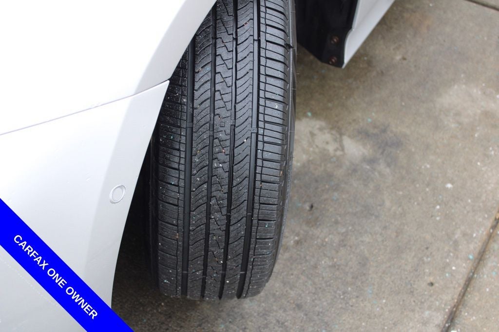 2020 Toyota Prius LE AWD-e