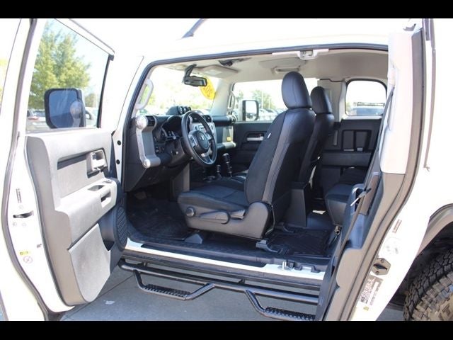 2014 Toyota FJ Cruiser Base