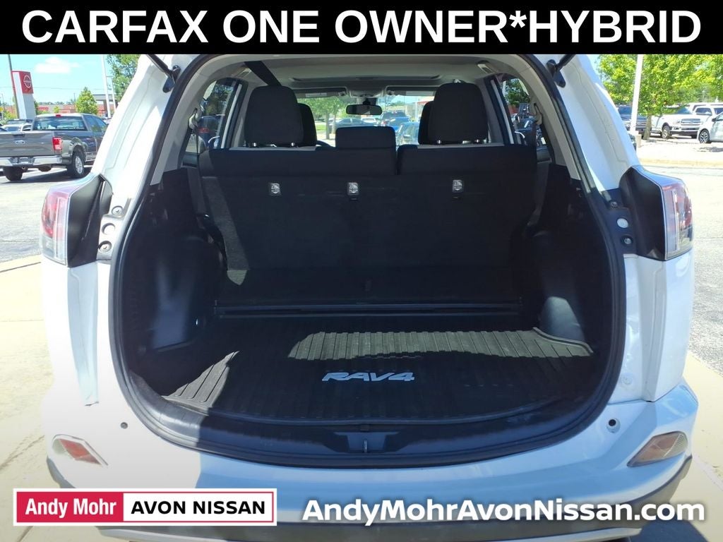 2017 Toyota RAV4 Hybrid XLE