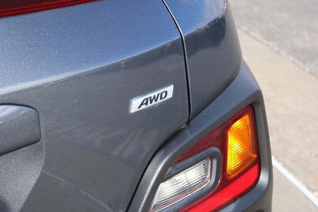 2021 Hyundai Kona SEL