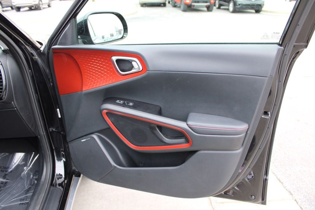 2023 Kia Soul GT-Line