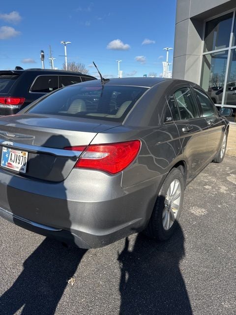 2012 Chrysler 200 Touring