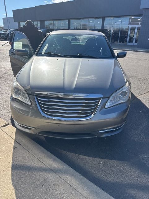 2012 Chrysler 200 Touring