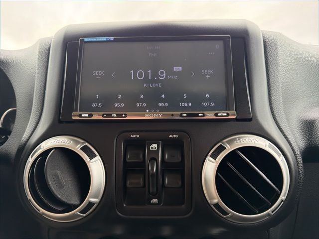 2018 Jeep Wrangler JK Unlimited Sahara