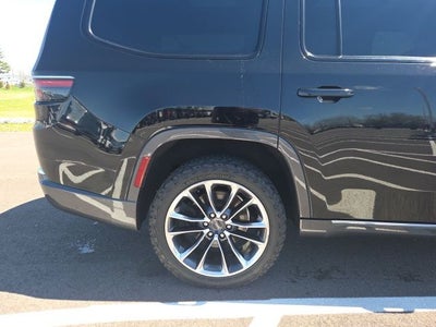 2022 Jeep Wagoneer Series III