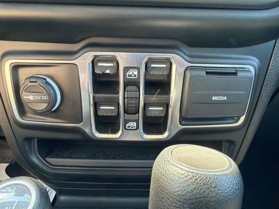 2022 Jeep Gladiator Overland