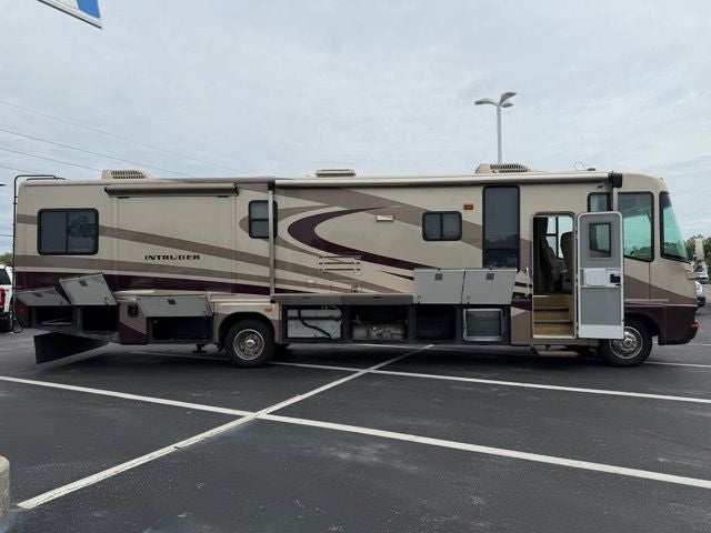 2004 Damon Intruder 373F