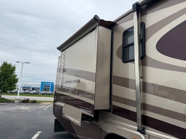 2004 Damon Intruder 373F