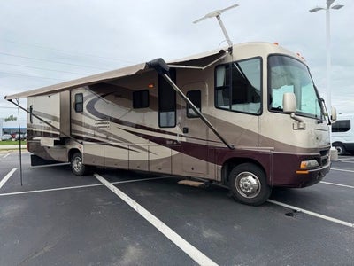 2004 Damon Intruder 373F