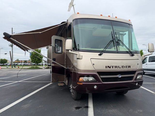 2004 Damon Intruder 373F