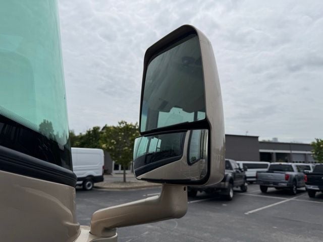 2004 Damon Intruder 373F