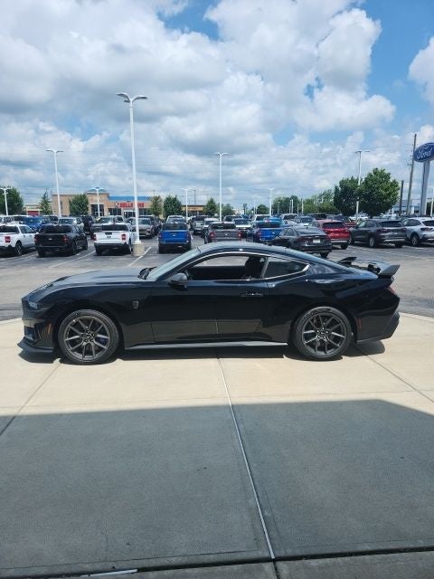 2026 Ford Mustang Dark Horse
