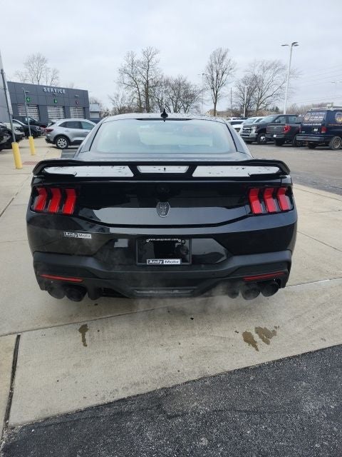 2026 Ford Mustang Dark Horse