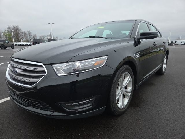 2016 Ford Taurus SEL
