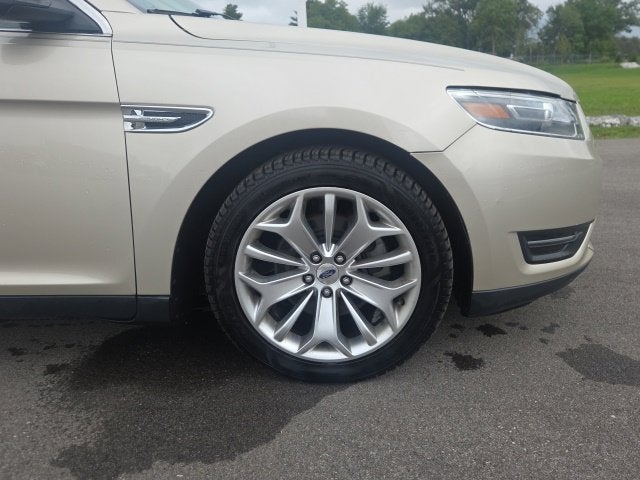 2018 Ford Taurus Limited