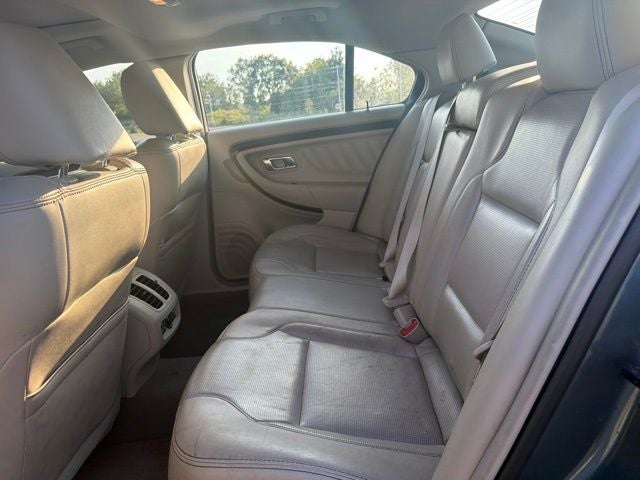 2010 Ford Taurus Limited
