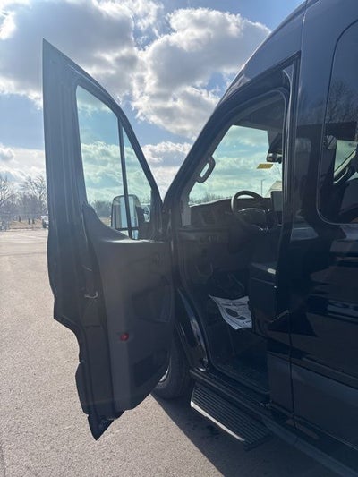 2026 Ford Transit-350 XLT