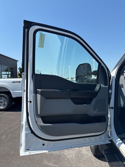 2026 Ford F-550 XL DRW