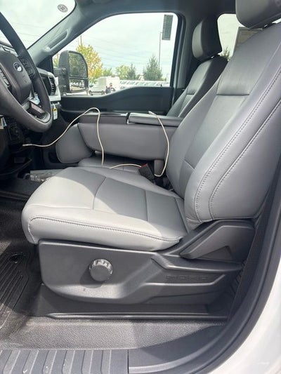 2027 Ford F-350 XL DRW
