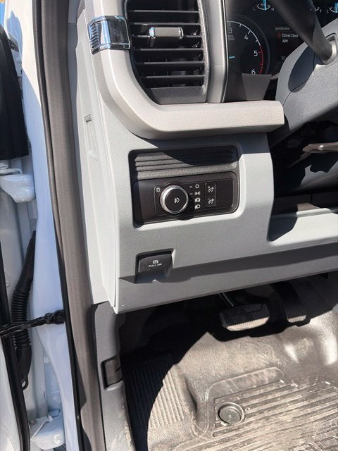 2027 Ford F-350 XL DRW