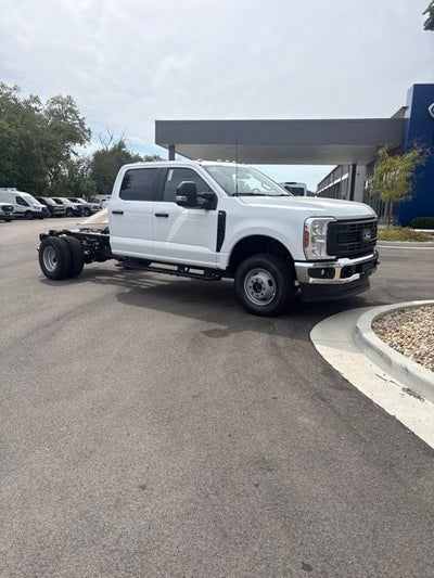 2027 Ford F-350 XL DRW